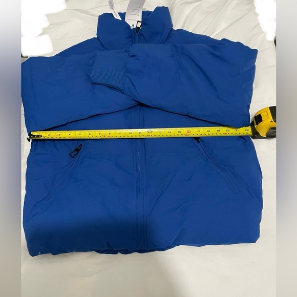 Women winter puffer jacket - Picture 8 of 9